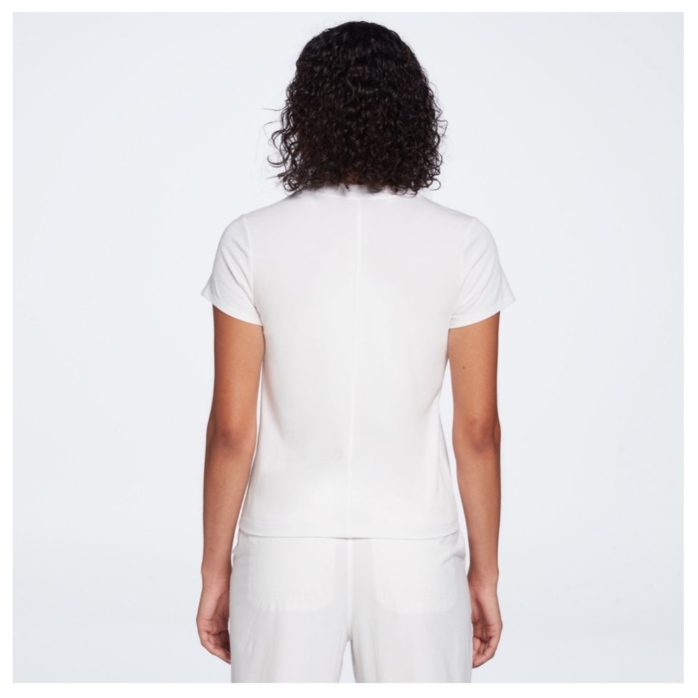 Calla White Tee - Picture 2 of 7